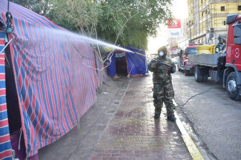 كربلاء.. الأماكن العامة ودور العبادة وساحة التظاهر تشهد حملات تطهير واسعة لمواجهة فيروس (كورونا) ومنع إنتشاره