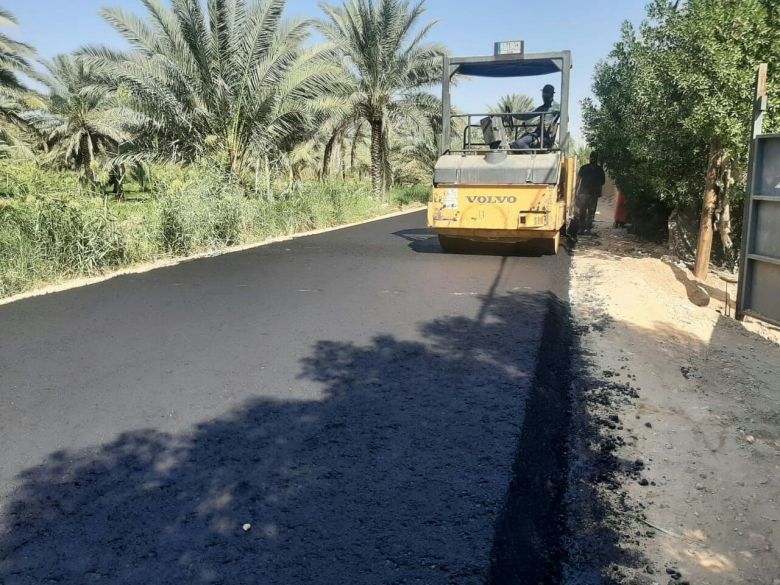 طرق وجسور كربلاء تشرف على مشروع طريق السواده القديم الحسام في قضاء ال