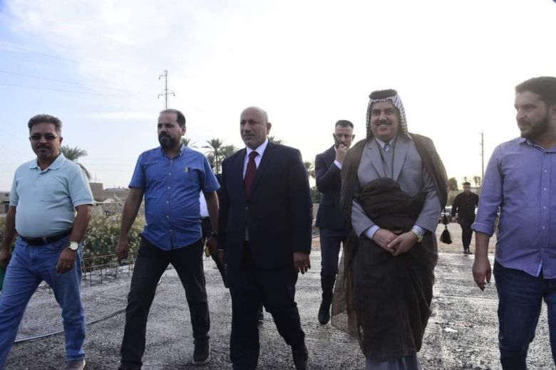 محافظ كربلاء يتفقد مشروع الجسر الثالث في قضاء الهندية