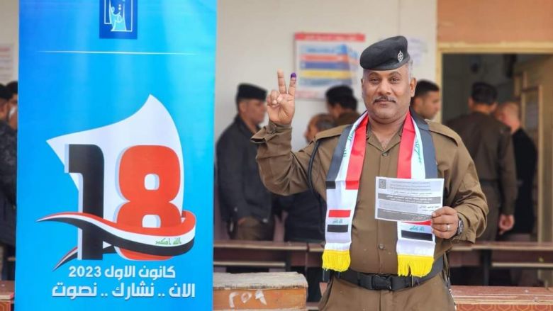 كربلاء تشهد توافد القوات الامنية الى صناديق الاقتراع الخاص بانتخابات مجالس المحافظات