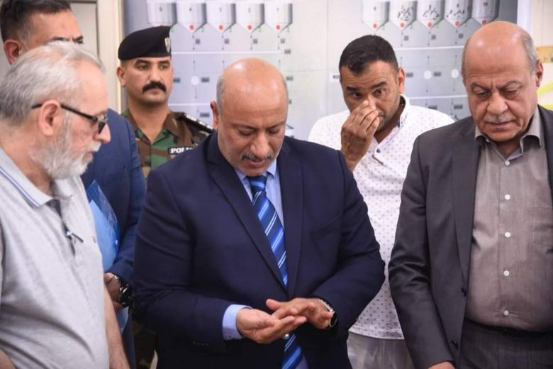محافظ كربلاء يطلع بشكل مباشر على آلية تسويق محصول الحنطة