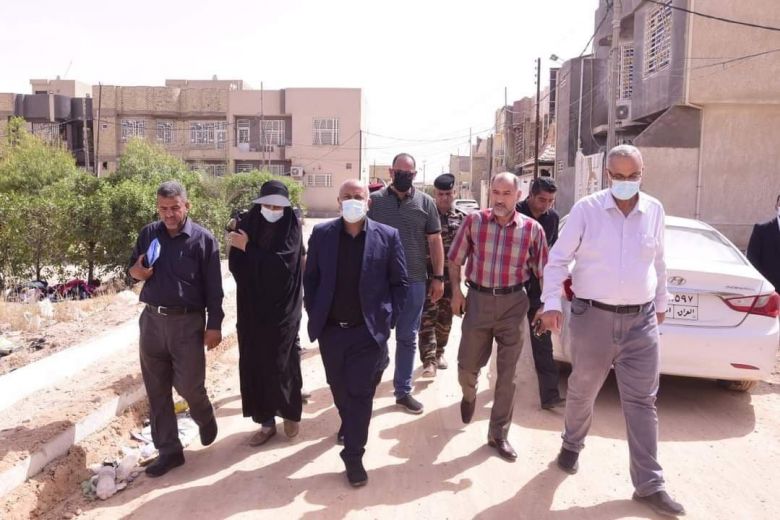 محافظ كربلاء المقدسة في حي الصحفيين للاطلاع ميدانياً على تأهيل الشوارع