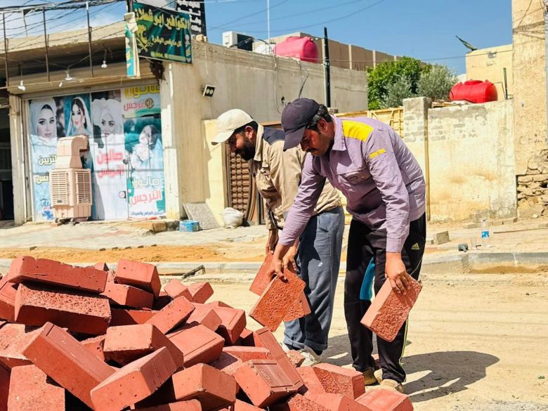 بلدية الهندية تقترب من إنجاز شارع حيوي بنسبة ٩٠٪؜