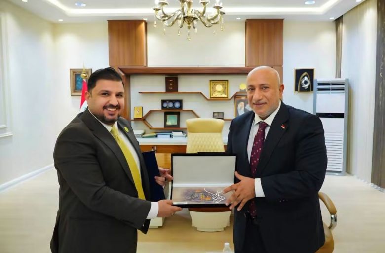 محافظ كربلاء المقدسة يكرم طاقات مبدعة حققت إنجازات دولية